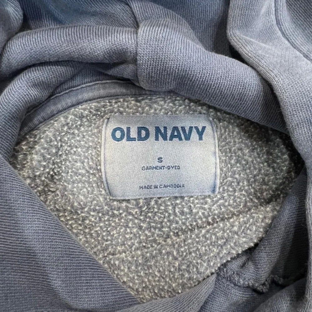 Old Navy Mens Small Blue Garment Dyed Graphic Pullover Hoodie Night Cover 765100